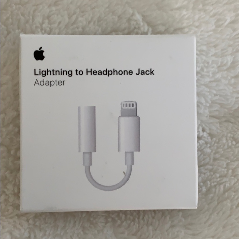 Lightning to headphone jack connector
